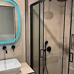 Aether Boutique Apartment Tolón